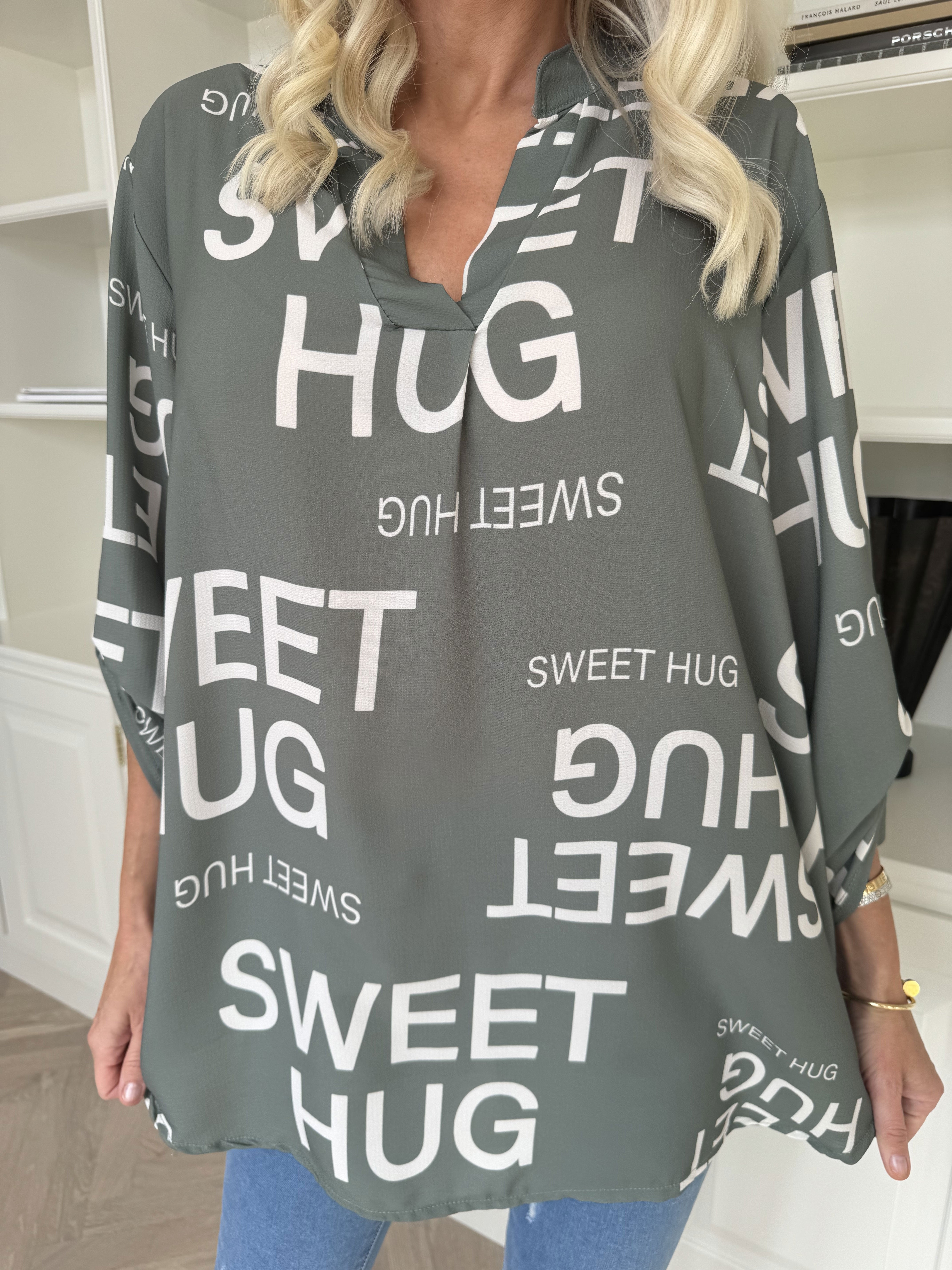 Vanesa Graphic - Söt tunika i viskos med text